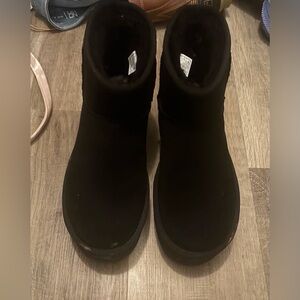 Ugg Classic Ultra Mini Platform